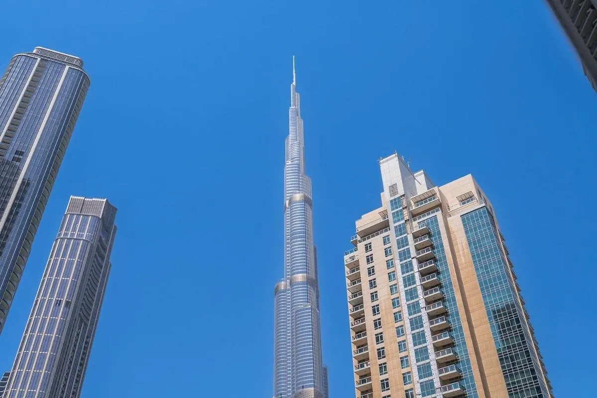 Graceful 2-Bedrooms Apartment Near Burj Khalifa And Dubai Mall! 0*,  United Arab Emirates