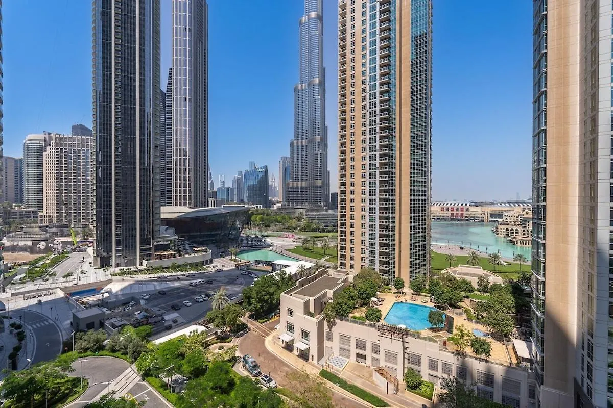Graceful 2-Bedrooms Apartment Near Burj Khalifa And Dubai Mall!