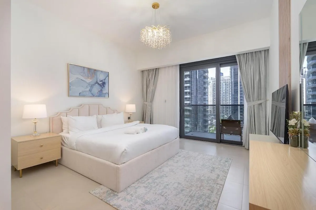 Graceful 2-Bedrooms Apartment Near Burj Khalifa And Dubai Mall! United Arab Emirates