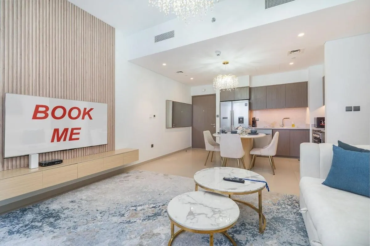 Graceful 2-Bedrooms Apartment Near Burj Khalifa And Dubai Mall!
